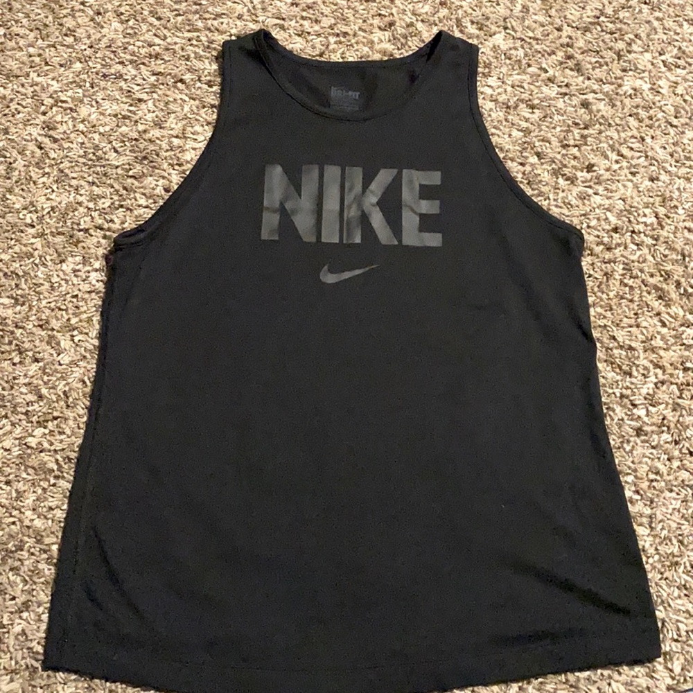 Women’s Nike Tank Top Size small Dri-Fit